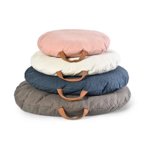 удобная кровать для домашних животных