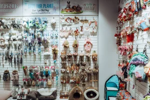 tianyuan pet toy showroom (3)