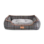 cama para perro a cuadros gris