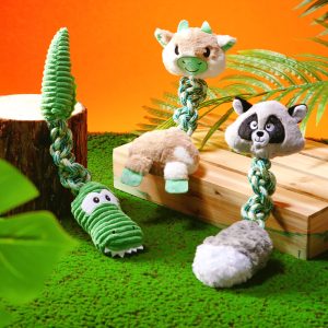 タヌキのぬいぐるみ