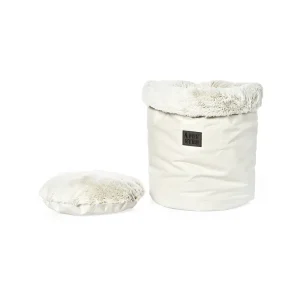 猫のトンネルベッド