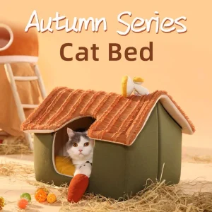 Уютная кровать для кошачьего домика