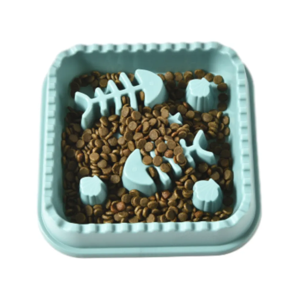 tigela de gato com peixe