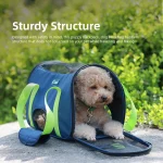 Borse da trasporto per cani in fabbrica