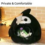 Caverna do gato de Halloween da fábrica