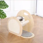 Torre per gatti dal design moderno