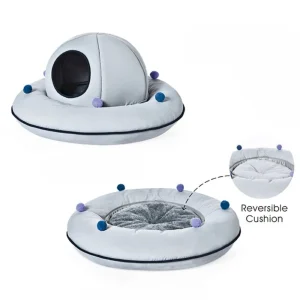 кровать в кошачьей пещере