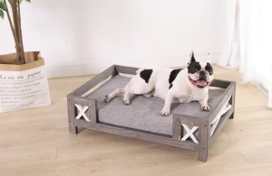 Cama de madera para mascotas